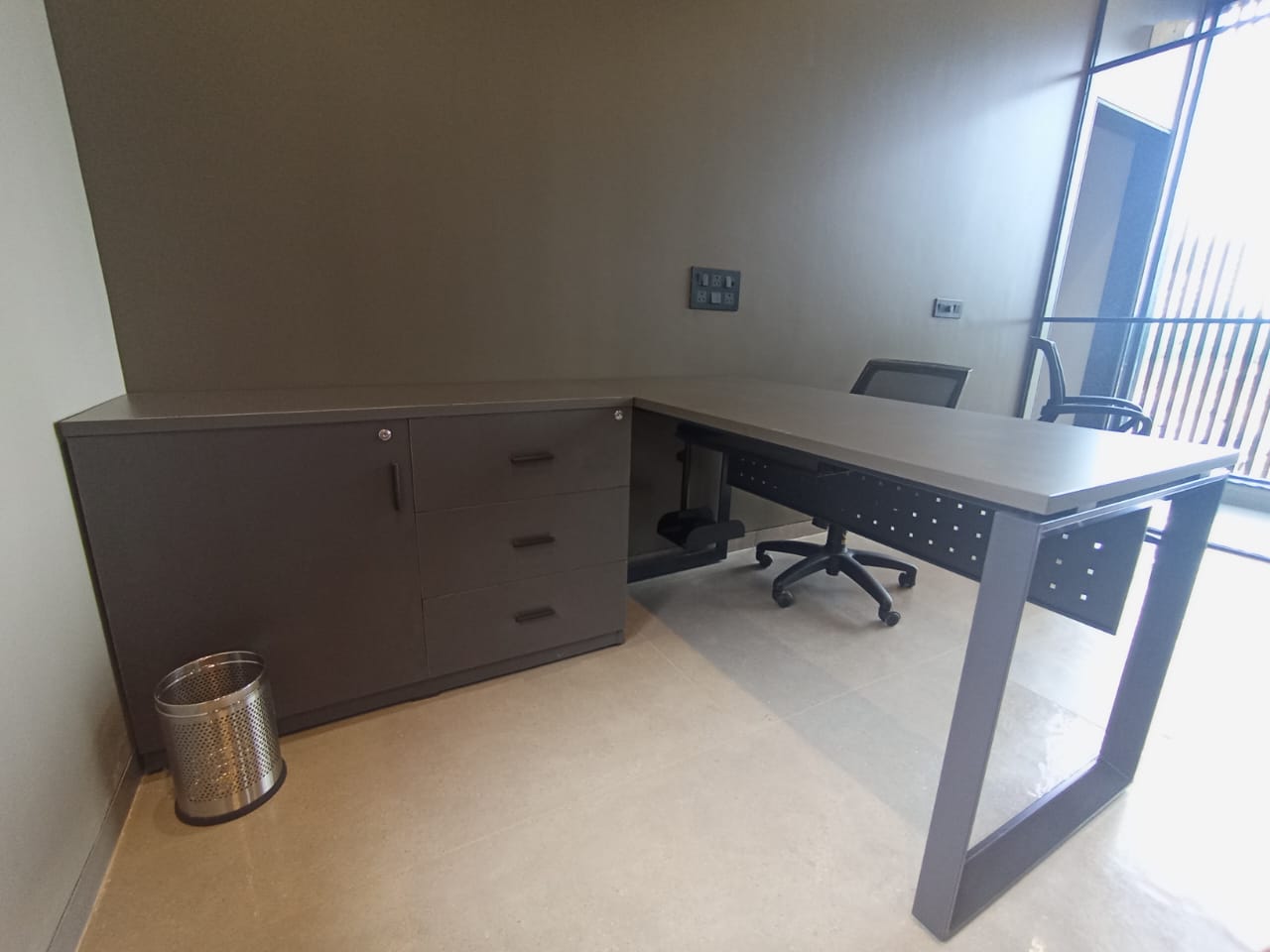 Glass Door Display Unit — image 3